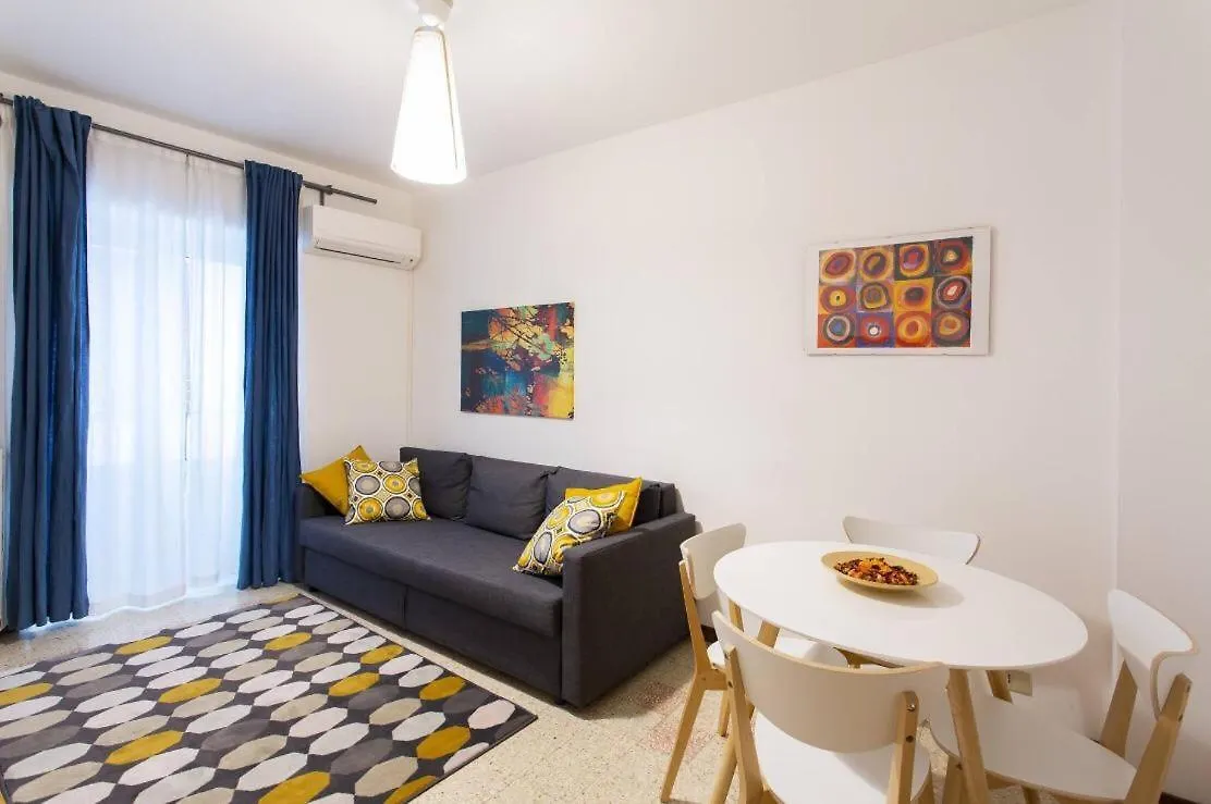 Bb4U Apartments And Terrace باليرمو