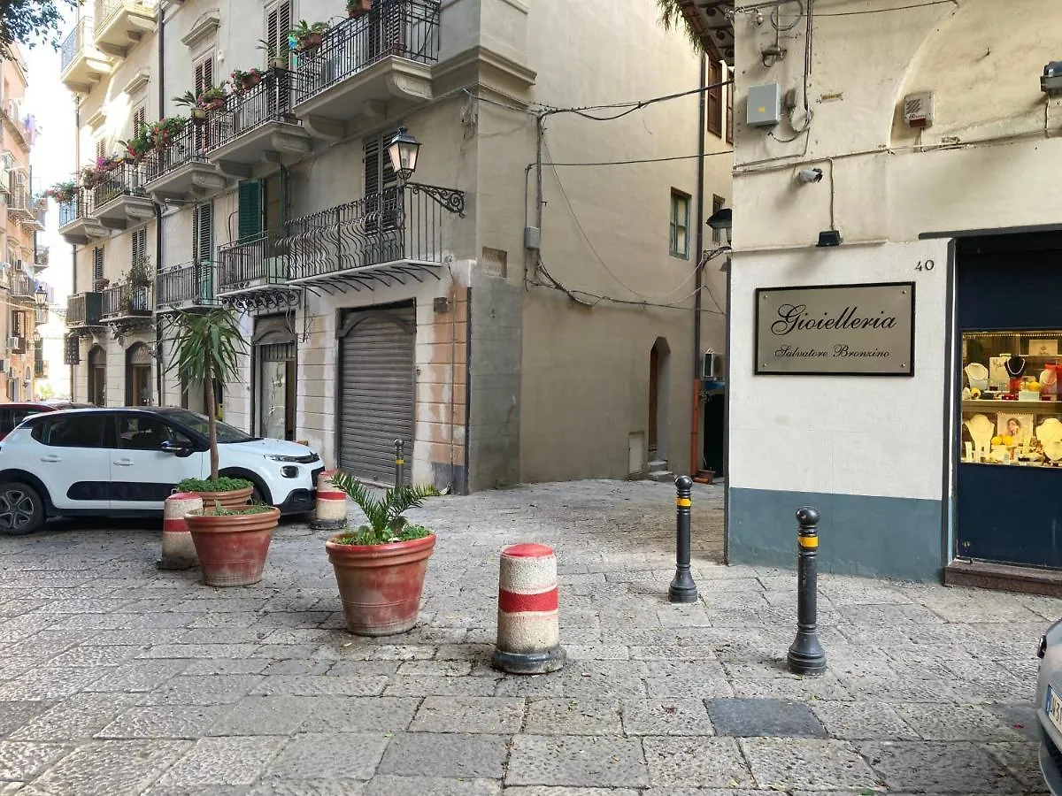 Bb4U Apartments And Terrace Palermo